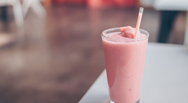 Care sunt cele mai renumite rețete de smoothie-uri sănătoase